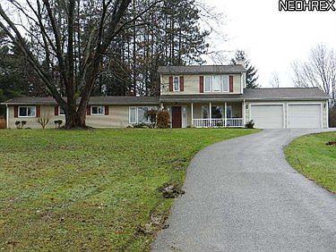 1st image of 18848 Maplewood Ln