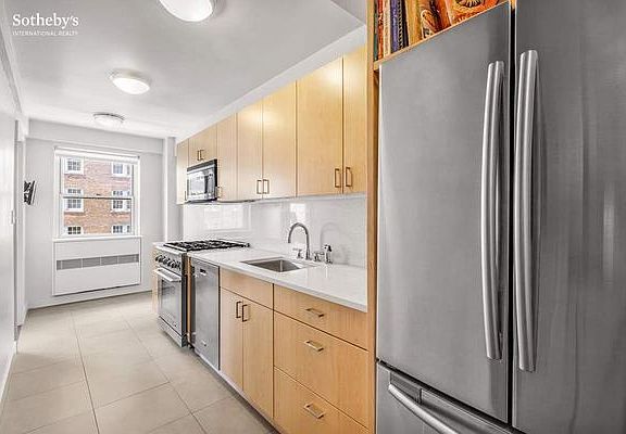 5th image of 40 E 78th St #7D