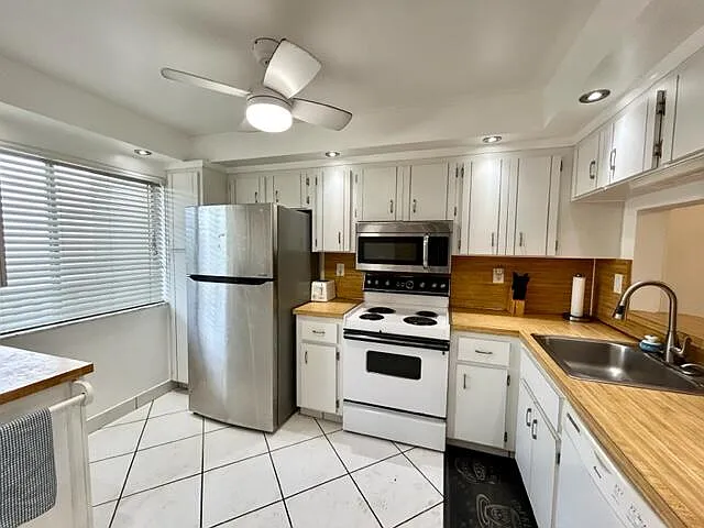 3601 Inverrary Dr #306 — Photo 10