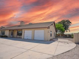 4671 W Robindale Rd, Las Vegas, NV 89139