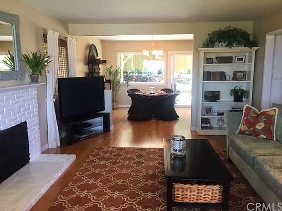 5th image of 720 N Paulina Ave