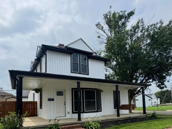 61 Bortz St, Ashville, OH 43103