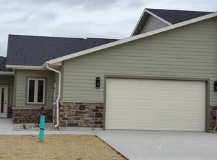 420 Louis Ln, Baraboo, WI 53913