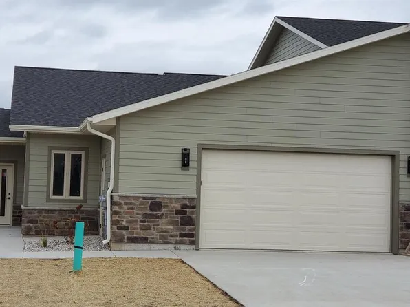 420 Louis Lane, Baraboo, WI 53913