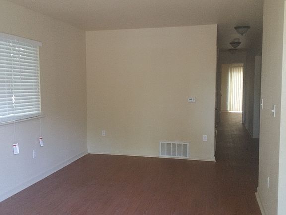 3rd image of 1630 Parker Ave APT D