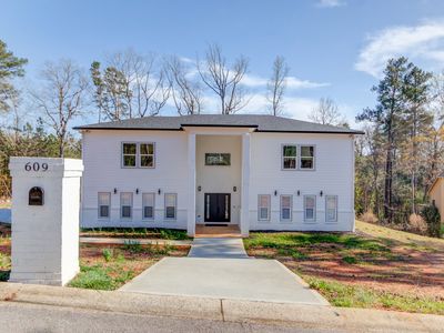 609 Falling Leaf Dr, Lilburn, GA, 30047