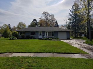 6151 Cumberland Ct, Mentor, OH 44060