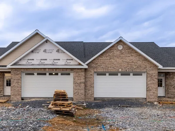 243 Freemont Cir, Broadway, VA 22815