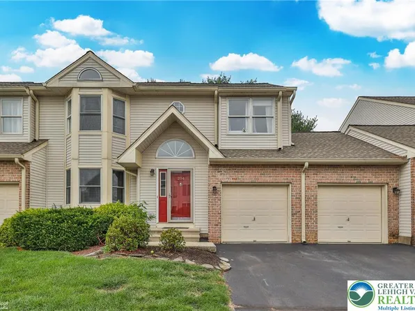 204 Ridings Cir, Macungie, PA 18062