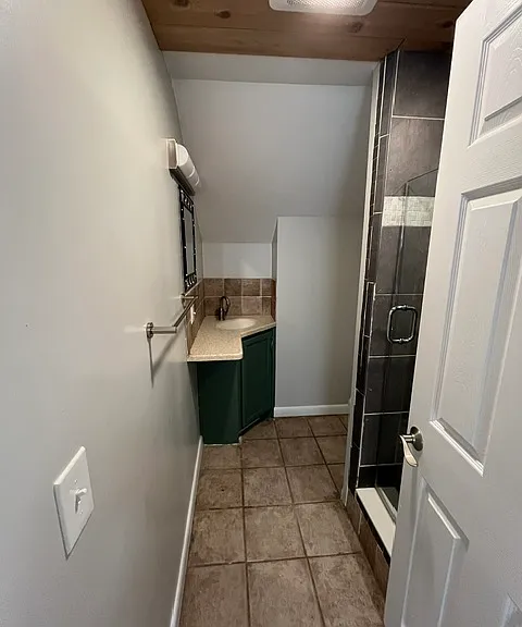 743 Highland Ave #3 — Photo 7