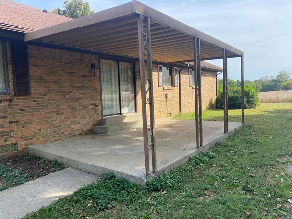 1395 Wooden Ln, Elizabethtown, KY 42701