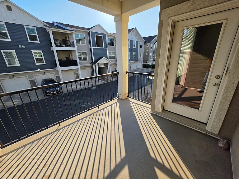 14452 S Selvig Way #203 — Photo 13