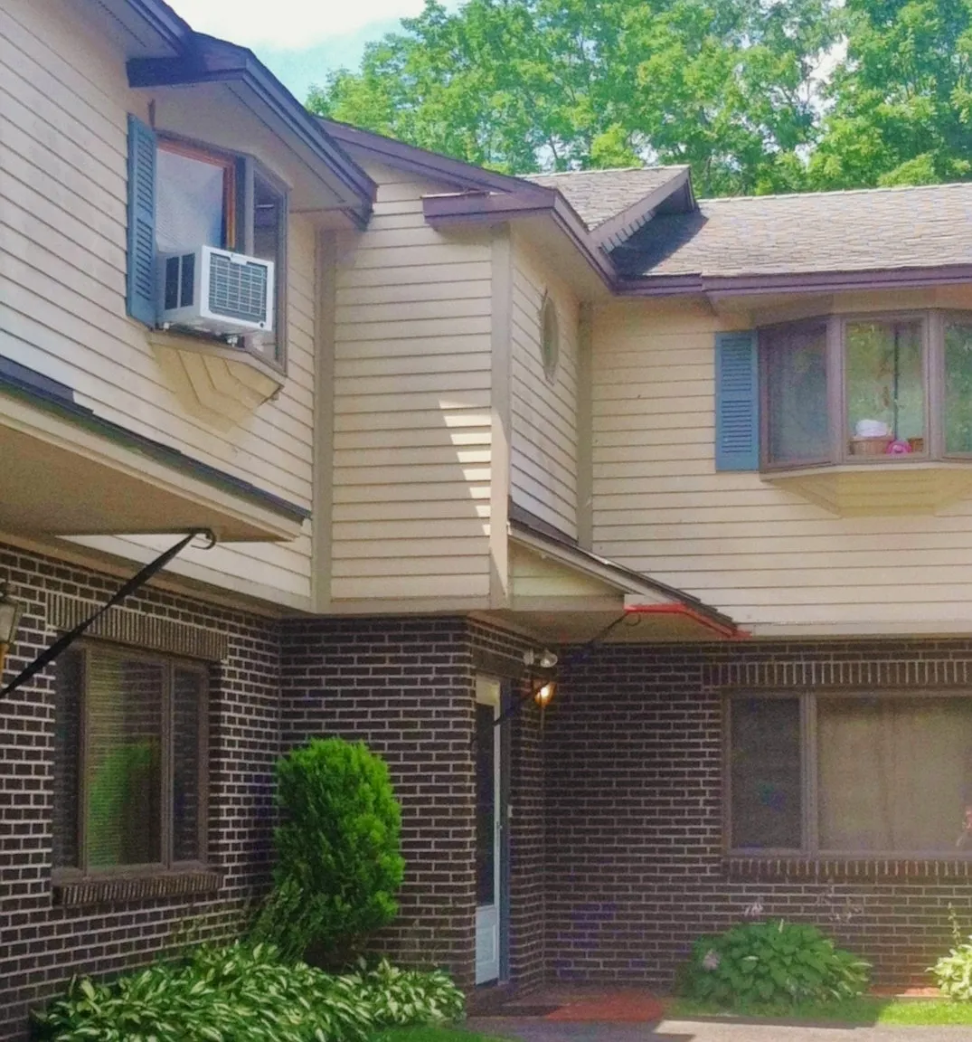 West Park Village — Photo 1