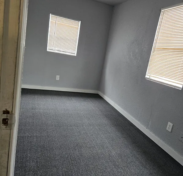 100 San Diego St — Photo 4