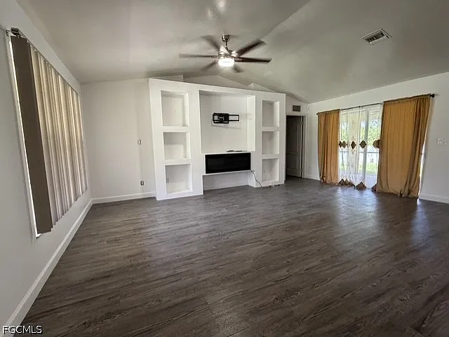 623 Summit Ave S — Photo 5