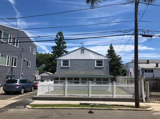 64 Bateman Ave, Revere, MA 02151