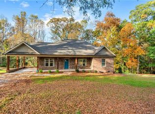 699 Sellerstown Rd, Cherryville, NC 28021