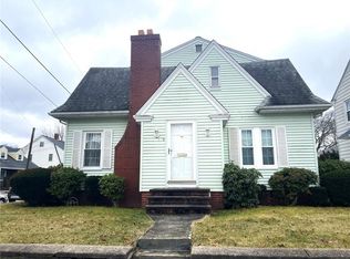 729 Armistice Blvd, Pawtucket, RI 02861