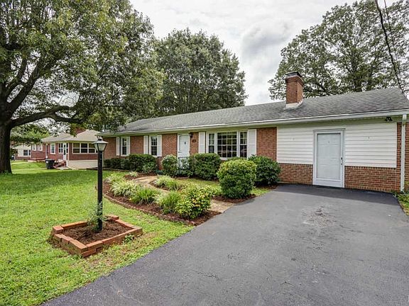 4th image of 112 Long Pine Dr