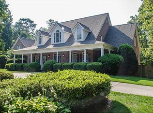 275 Helens Manor Dr, Lawrenceville, GA 30045