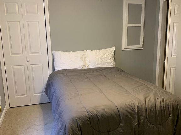 5th image of 300 Jefferson Ave #1