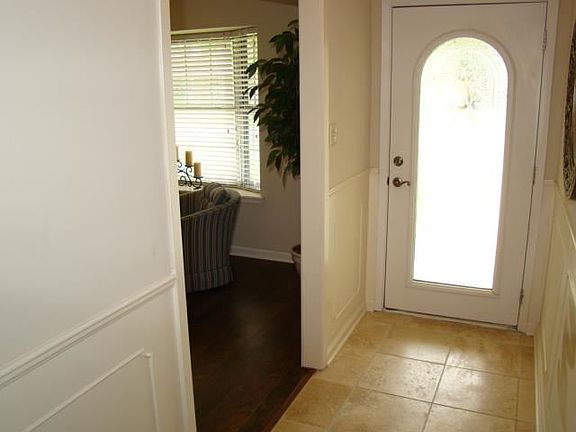 2nd image of 1070 Brandywine St
