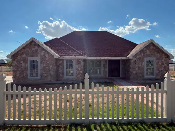 2137 Texas St, Pecos, TX 79772