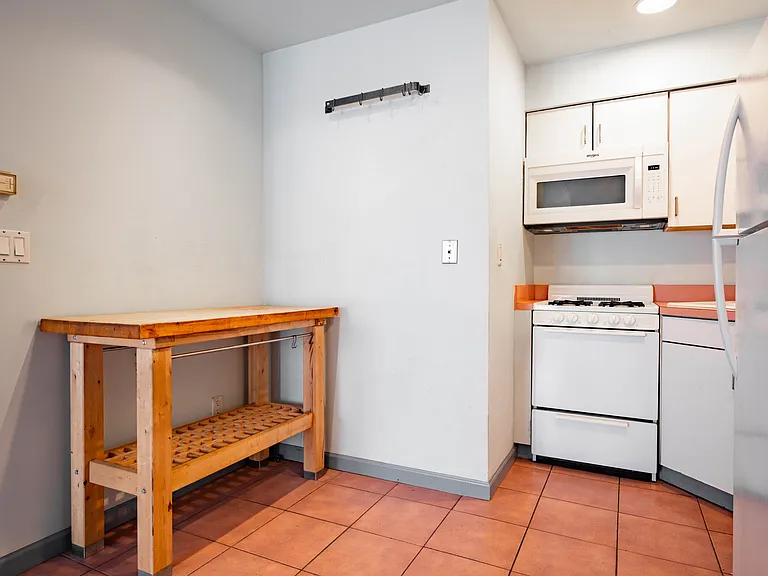 763 S 8th St #2-F3 — Photo 16