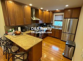 60 Farragut Ave #3, Somerville, MA 02144