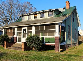 1118 Herrington Rd, Elizabeth City, NC 27909