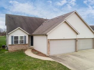 415 Beechwood Ct, Normal, IL 61761