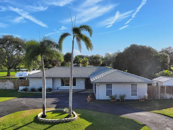 3360 Pebble Beach Drive, Lake Worth, FL 33467