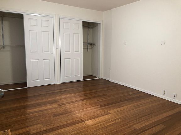 5th image of 4XX Lake Louise Dr SW
