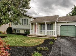8657 Haslynn Ave, Hummelstown, PA 17036