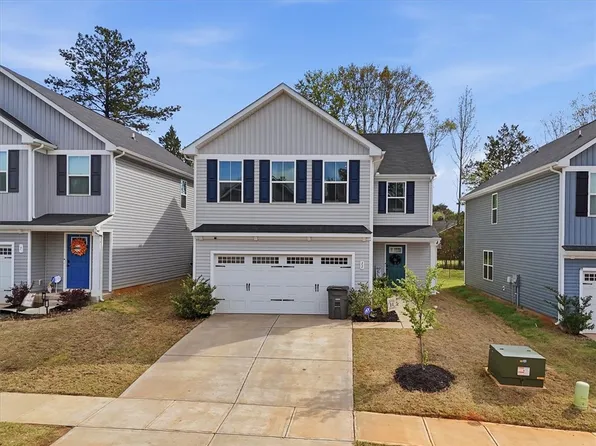 11 Davis Grove Ln, Piedmont, SC 29673