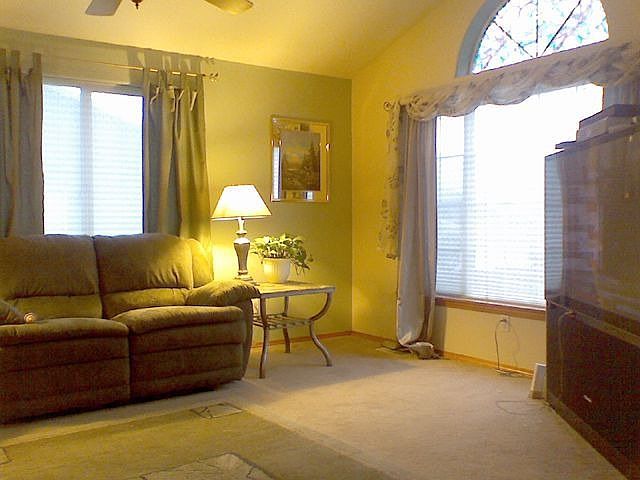 1st image of 1307 SE 68th Ave