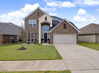 2111 Markley Dr, Bryan, TX 77807