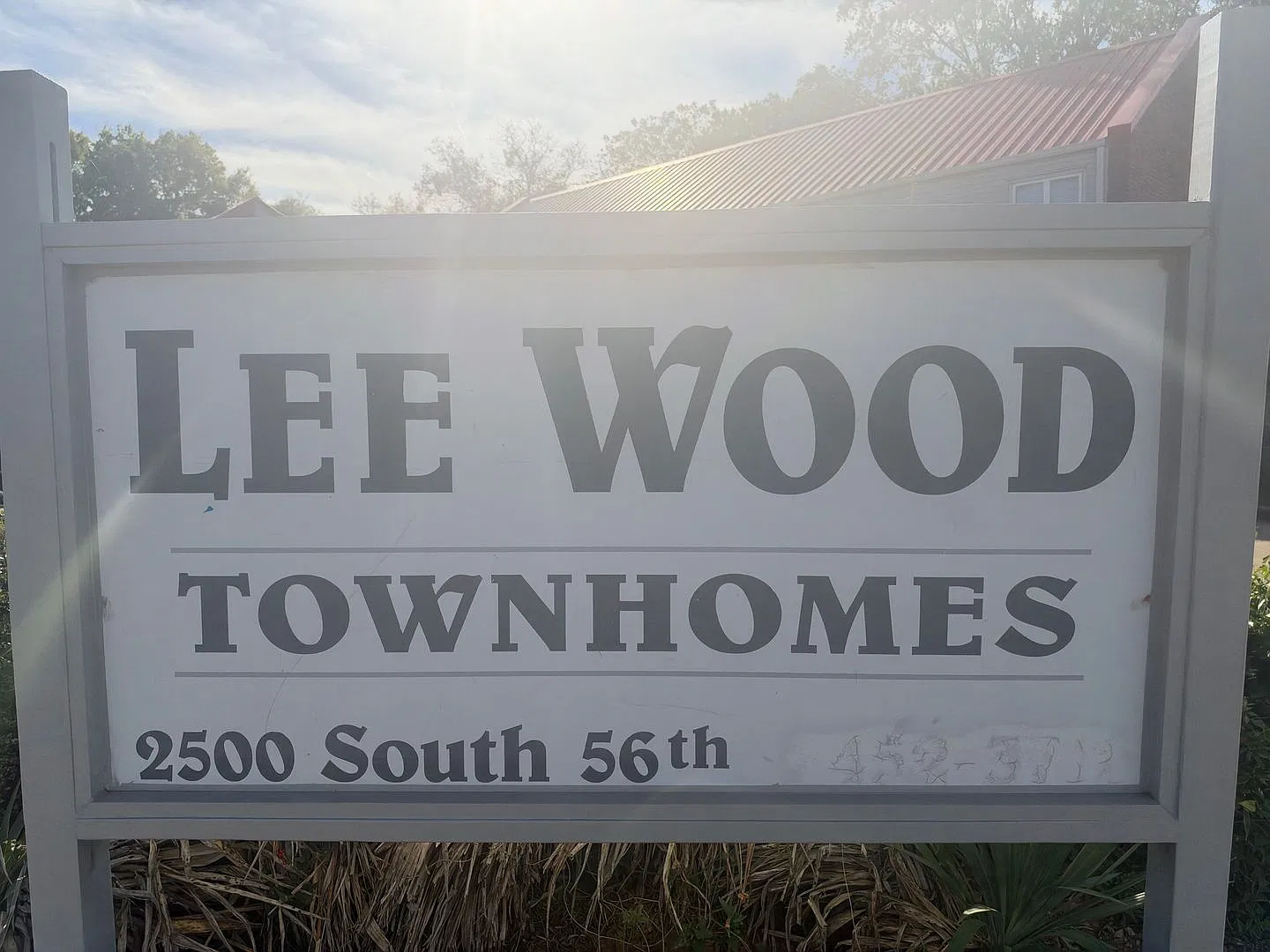Lee Wood Townhomes — Photo 2