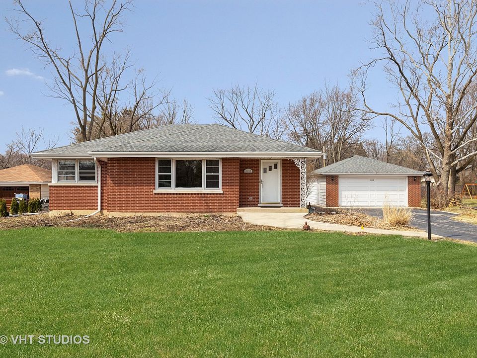 1st image of 3S118 Mulberry Ln