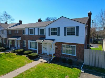 23300 Edsel Ford Ct #25, Saint Clair Shores, MI, 48080