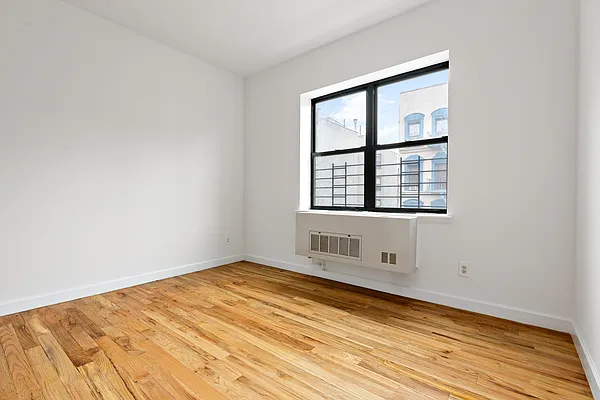 Sold by Compass | media 5