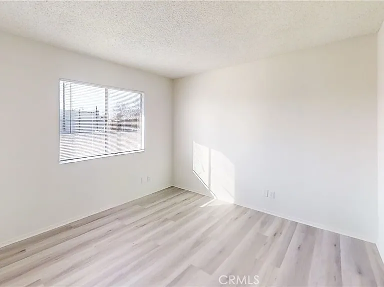 22 E Market St — Photo 4