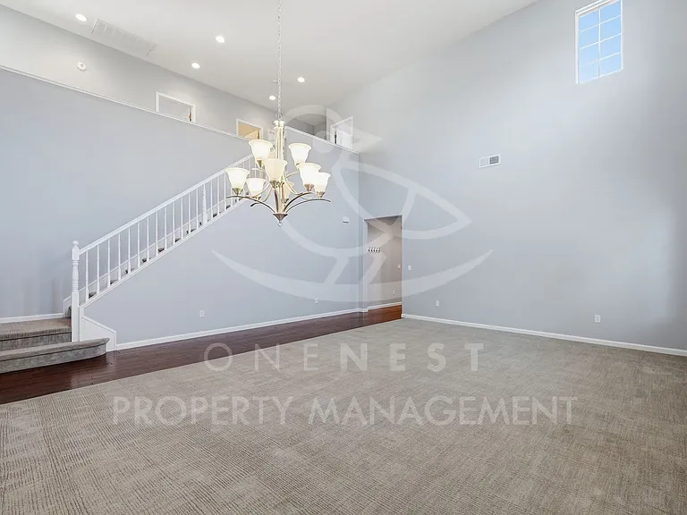 611 Open Range Ln — Photo 4