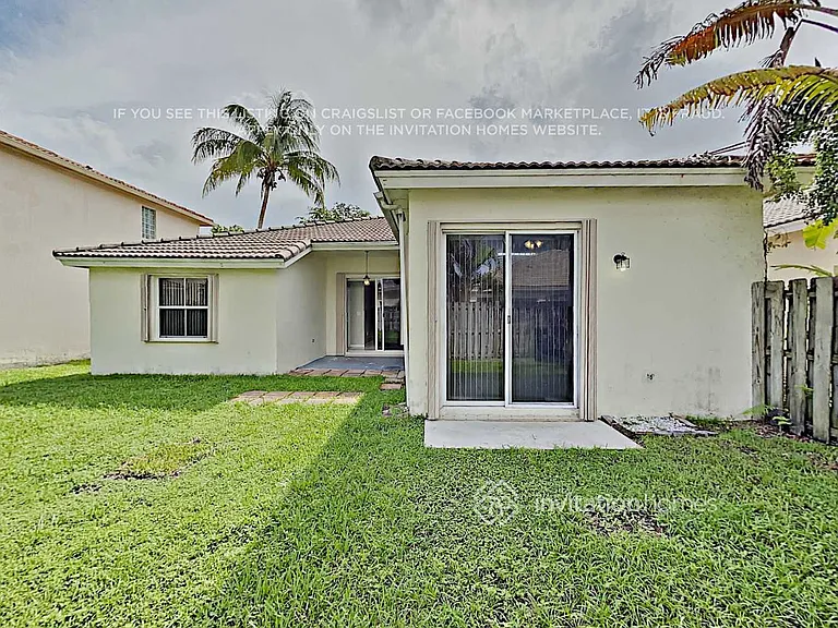 8120 SW 162nd Path — Photo 16