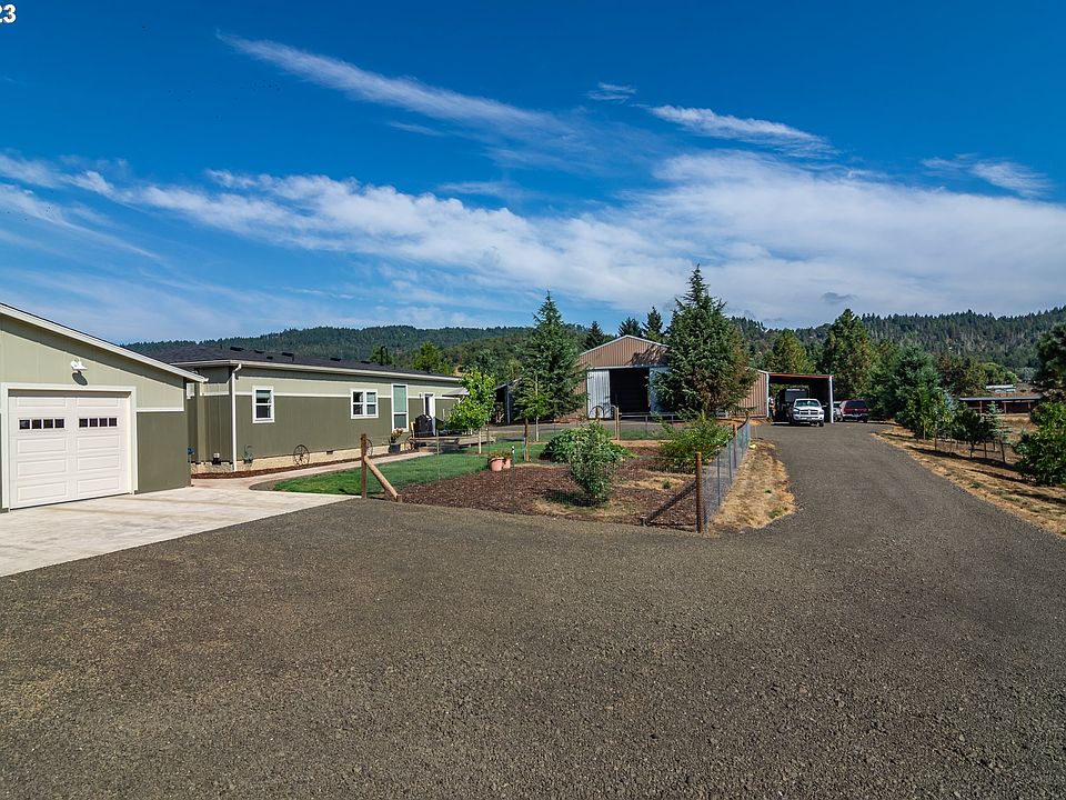 230 Colonial Rd, Roseburg, OR 97471 MLS 23257584 Zillow