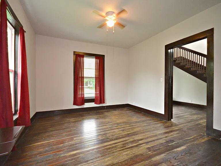 1402 E Chaffin St — Photo 7