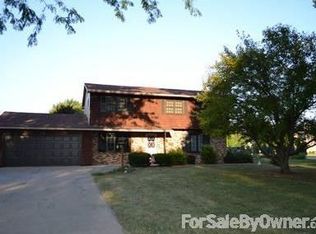 2865 Lincoln Park Dr, Galesburg, IL 61401