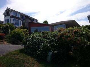 2343 NW 95th St, Seattle, WA 98117