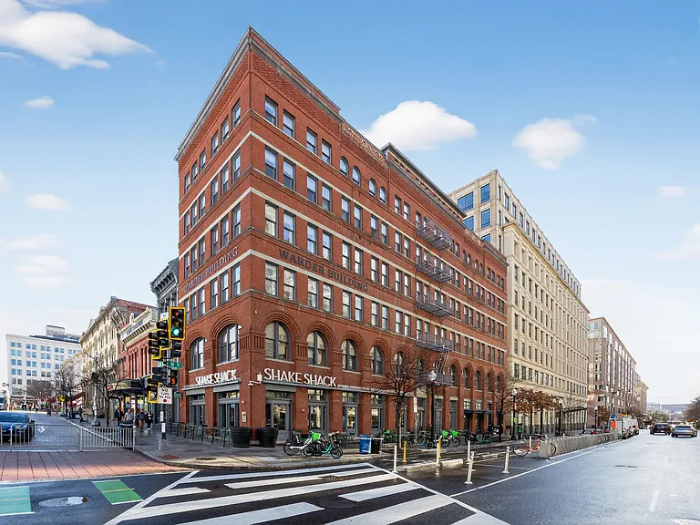 Historic Row — Photo 17