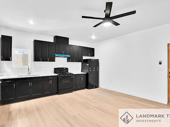 2nd image of 766 N Van Ness Ave APT 7